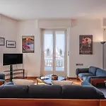 Otto Novembre, 3 Ampio Ed Elegante Con Vista